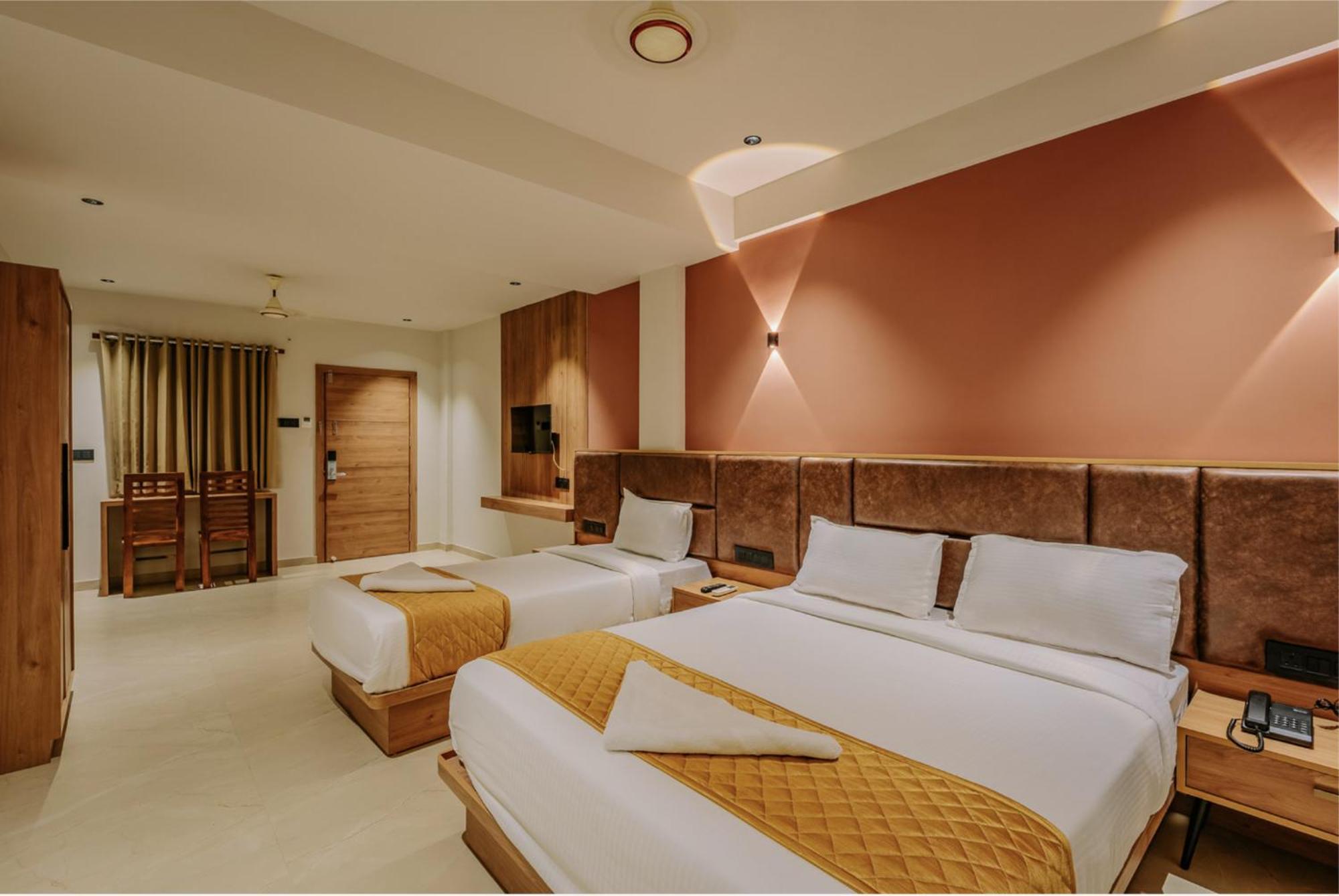 Hotel Beverly Plaza Calicut Exterior foto