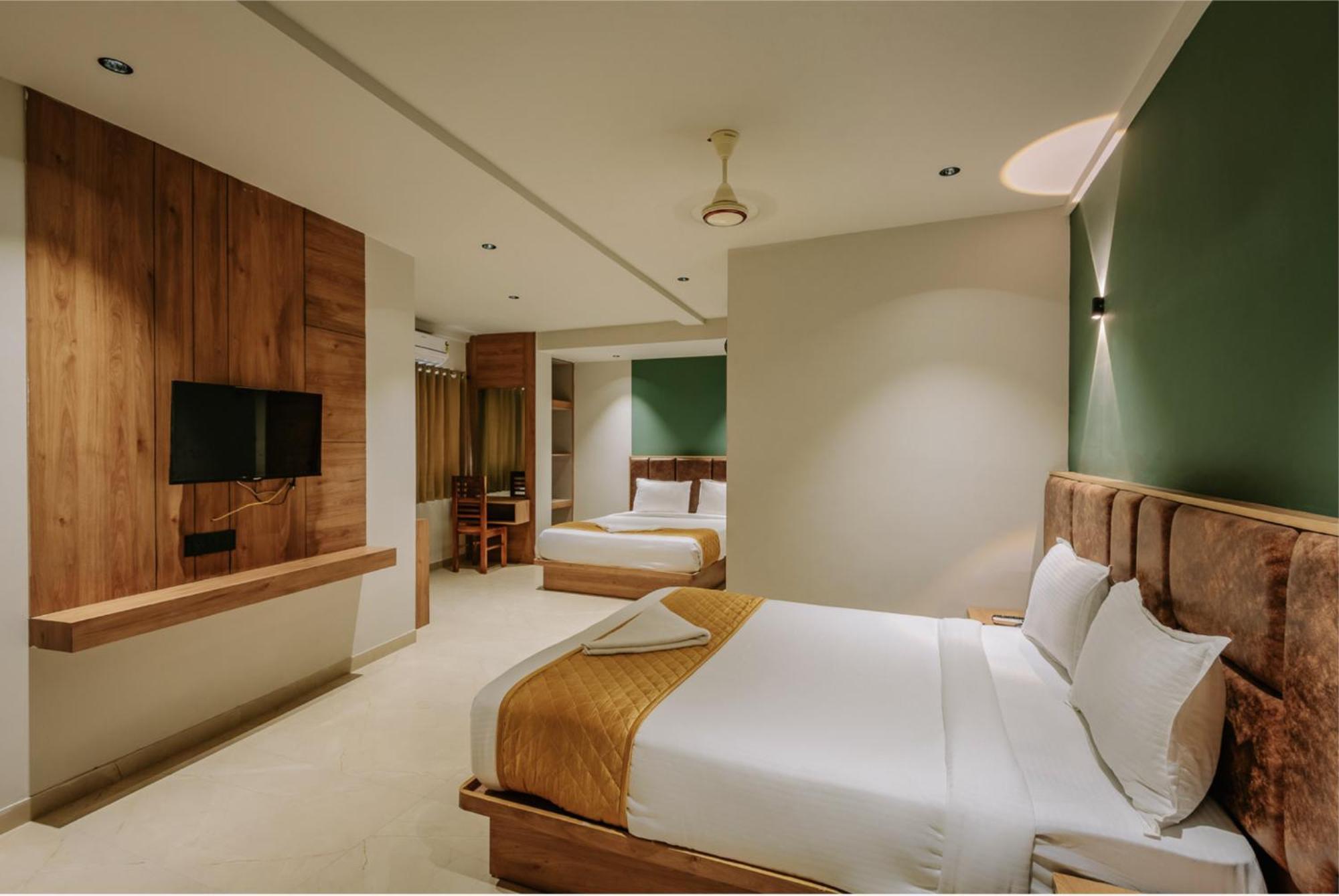 Hotel Beverly Plaza Calicut Exterior foto