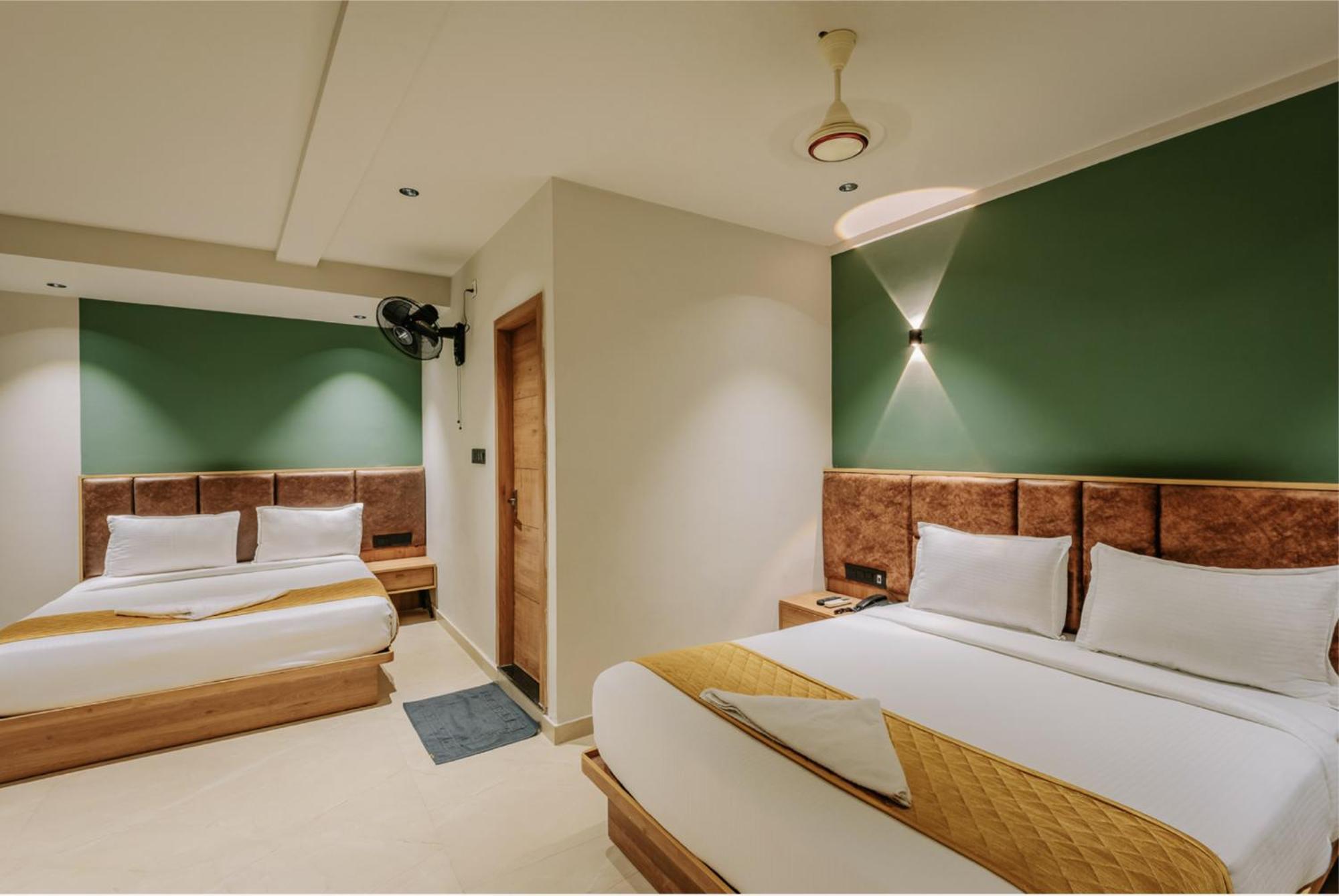 Hotel Beverly Plaza Calicut Exterior foto