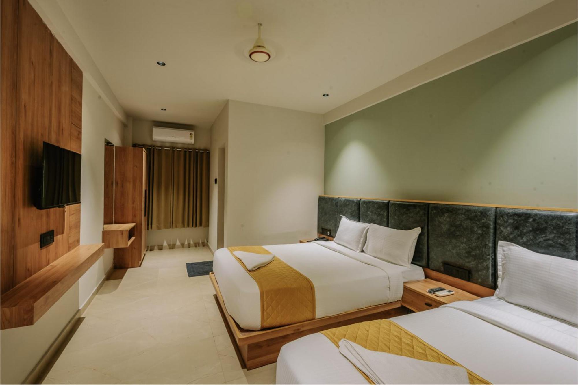 Hotel Beverly Plaza Calicut Exterior foto