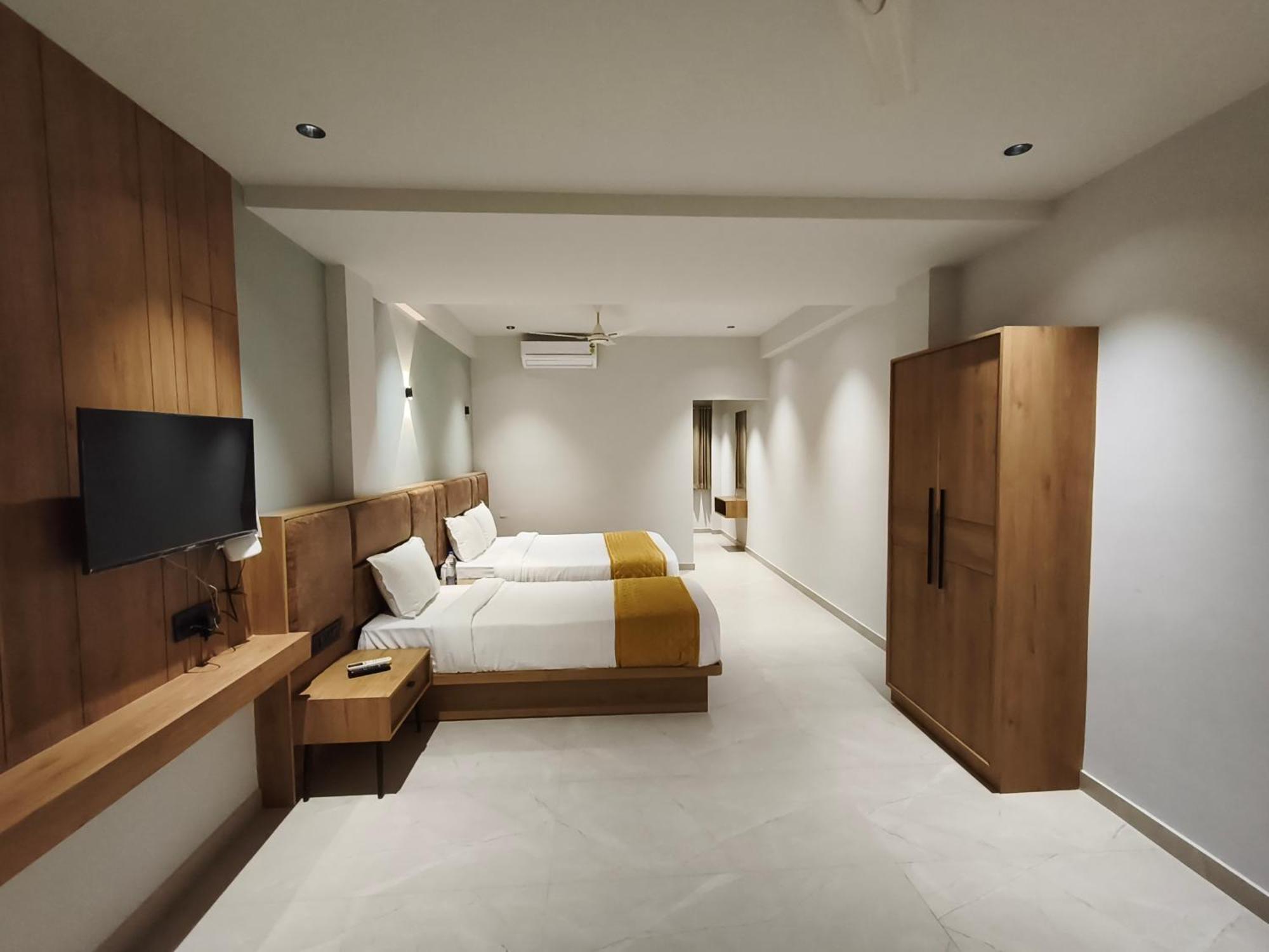 Hotel Beverly Plaza Calicut Exterior foto